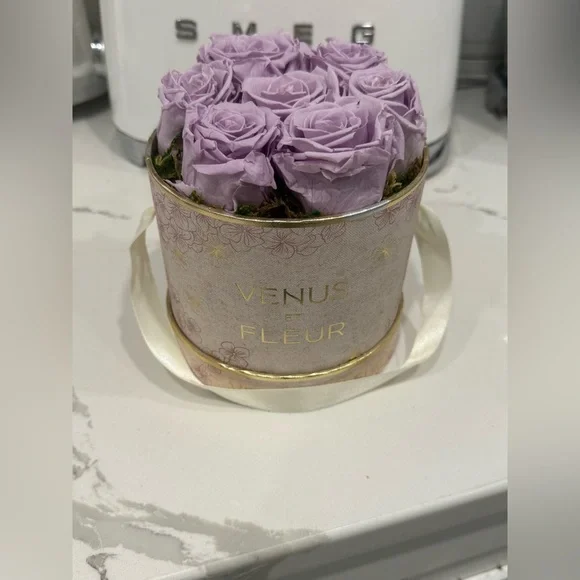 Venus Et Fleur Purple Rose Box - Picture 2 of 6